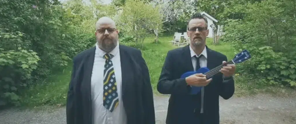 Villasukkaveljet lyhytvartisissa villasukissa